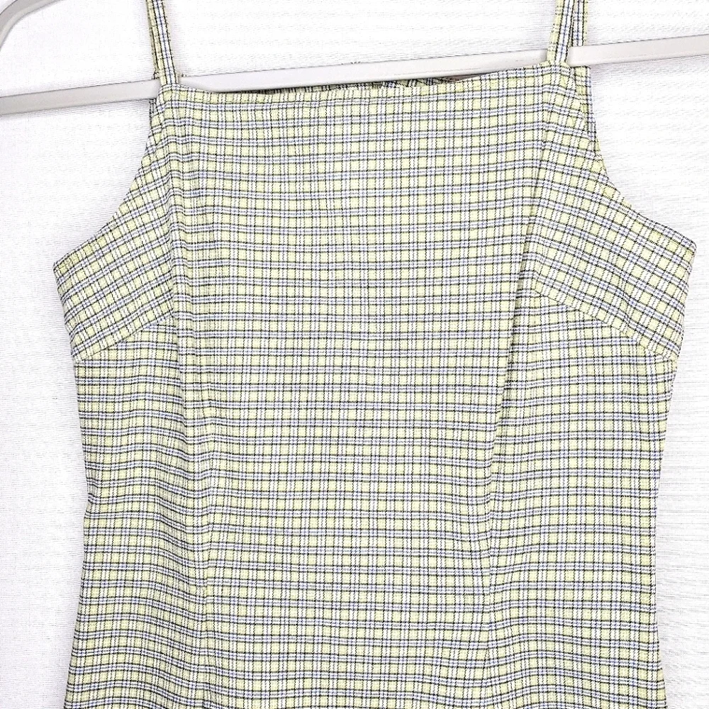 Just for Wraps dress. Size 5,/6. yellow/blue